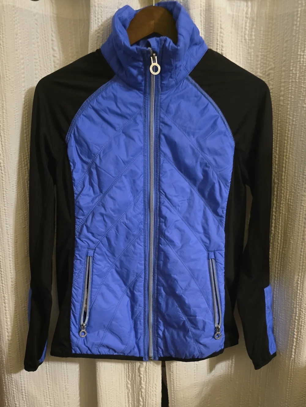 Calvin Klein Womens M Blue and Black Quilted Puffer Jacket